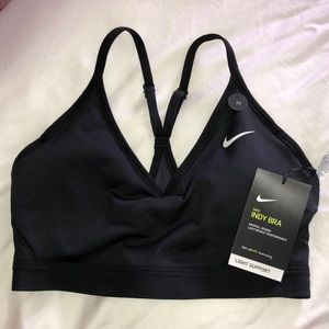 BNWT Nike sports bra
